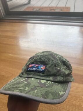 Patagonia y2k wave logo 5-panel hat in digital green camo